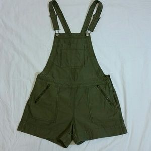 American Eagle Short Overall